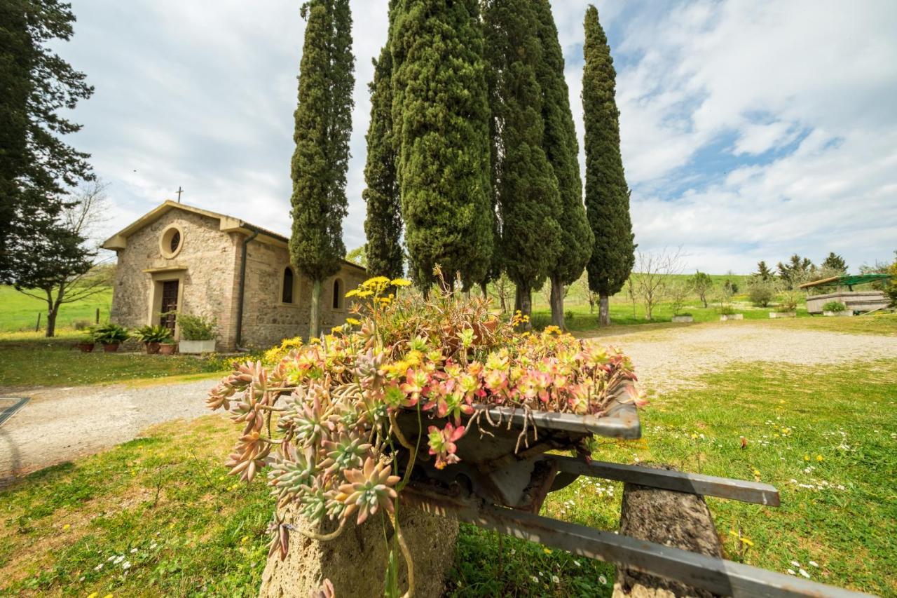 Agriturismo Due Ponti Chianni Bagian luar foto
