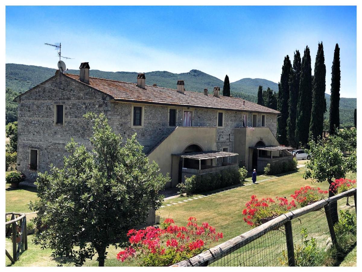 Agriturismo Due Ponti Chianni Bagian luar foto